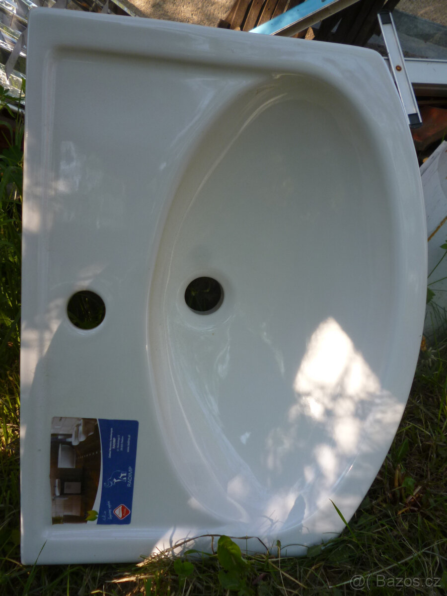 Koupelnové umyvadlo