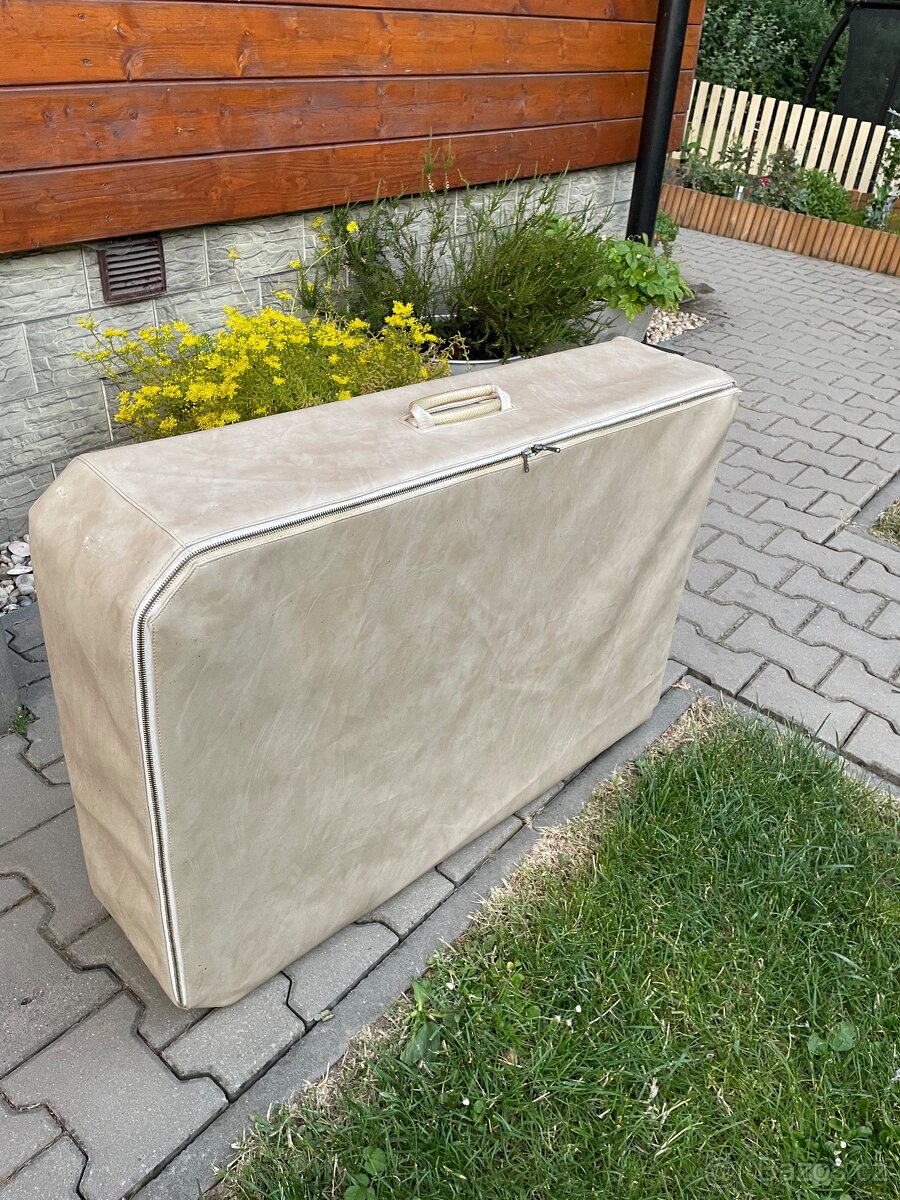 Masážní stolek rozkladaci