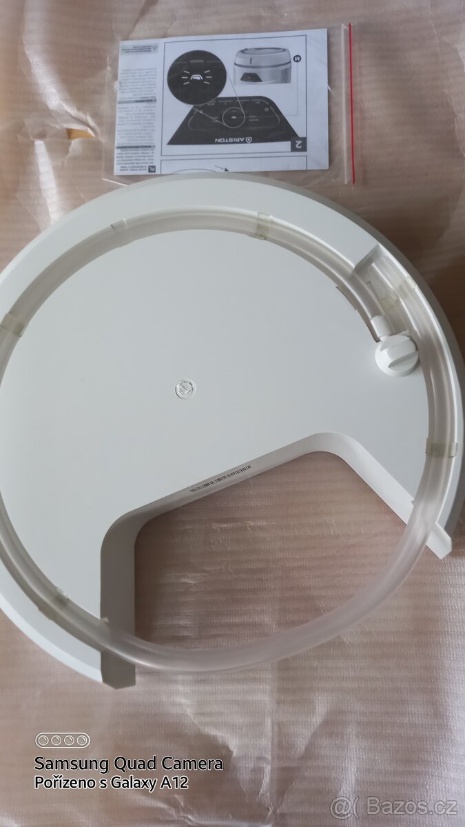 Prodám sběrnou nádobu ARISTON k bojleru