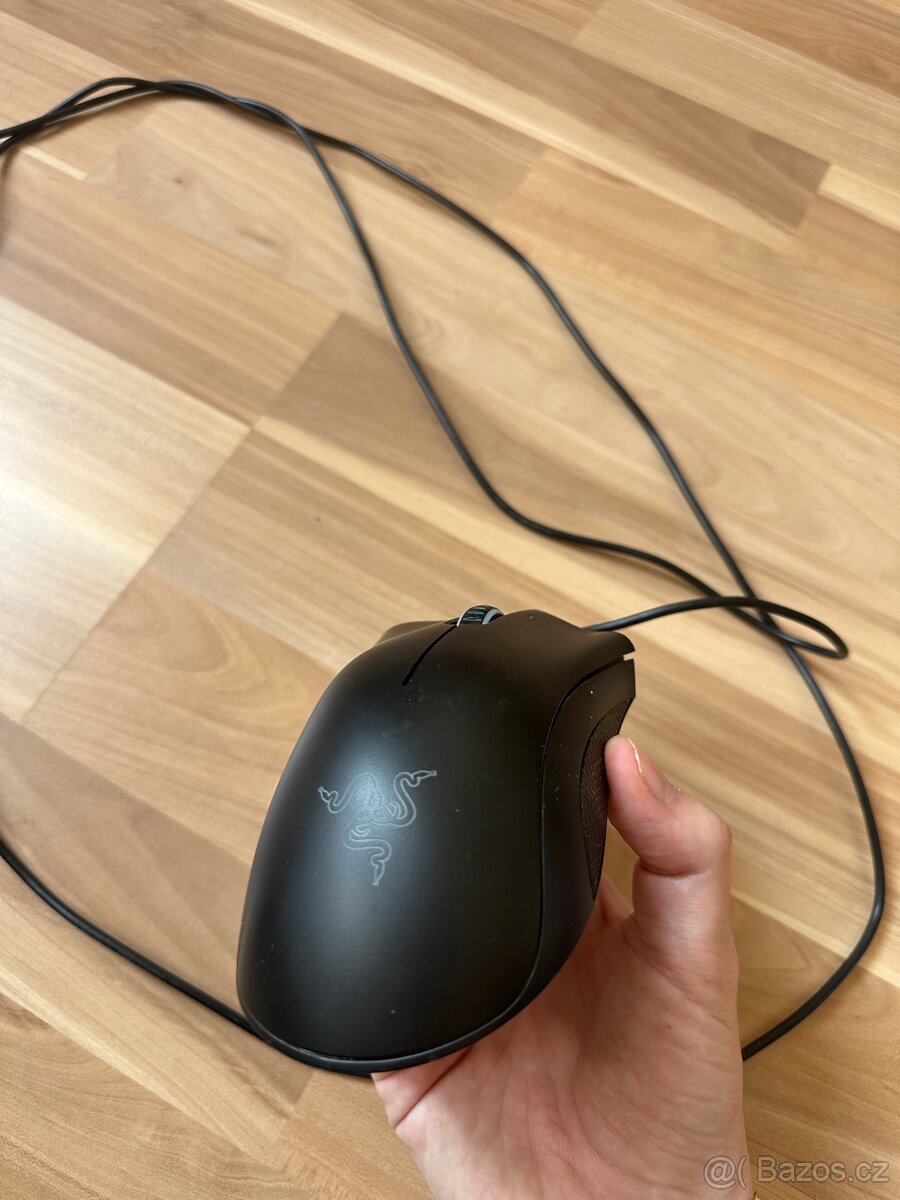 RAZER DEATHADDER ESSENTIAL - herní myš