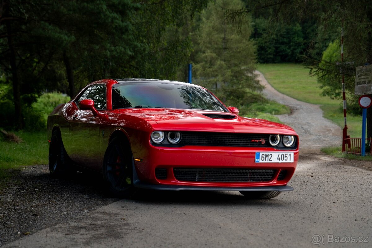 Dodge Challenger Hellcat 6.2l V8 2016 800 koní