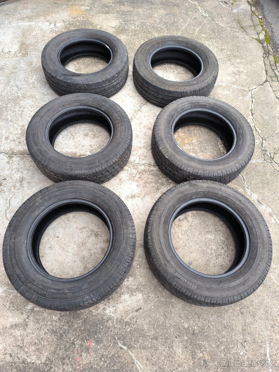 Letní pneu 195/70R15 6 kusů. Sada Č.91