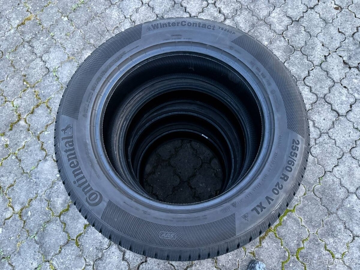 R20 SADA PNEU CONTINENTAL 255/60/20 113 V XL 95%