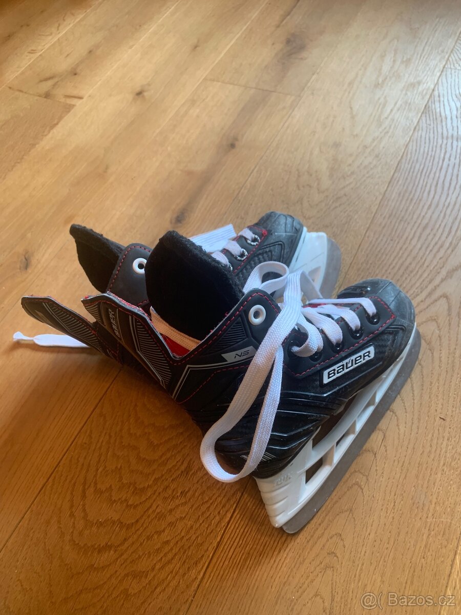 Bauer NS Skate- YTH