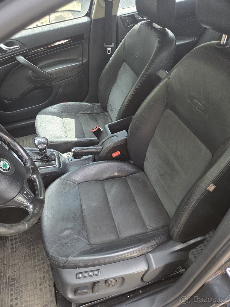 ŠKODA OCTAVIA 2 KOZENE SEDACKY LAURIN & KLEMENT