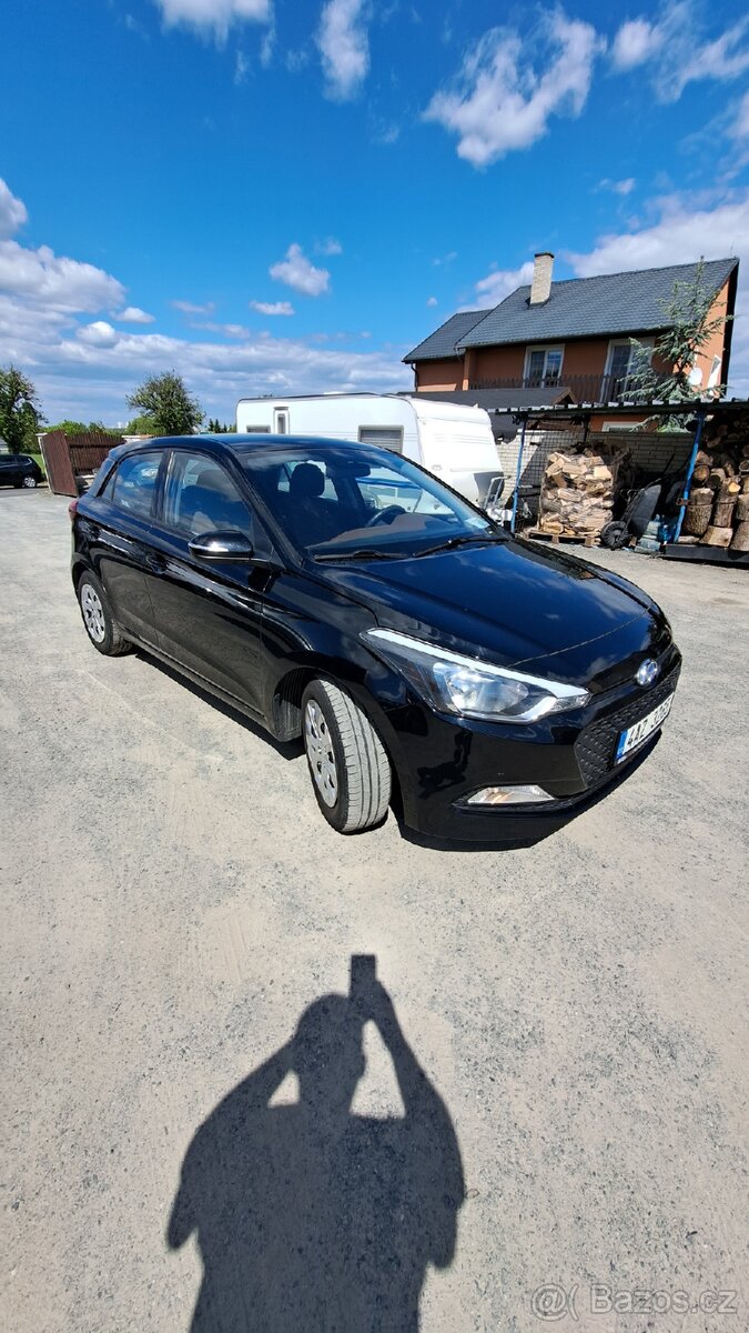 Hyundai i20, 1,1 CRDi,55KW,Klima 109,000 km,koupeno v ČR