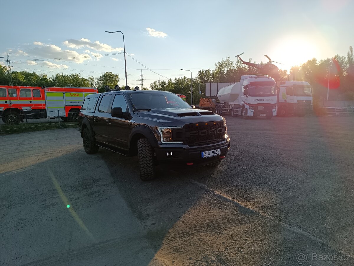 Ford F150 V8 5.0 10q