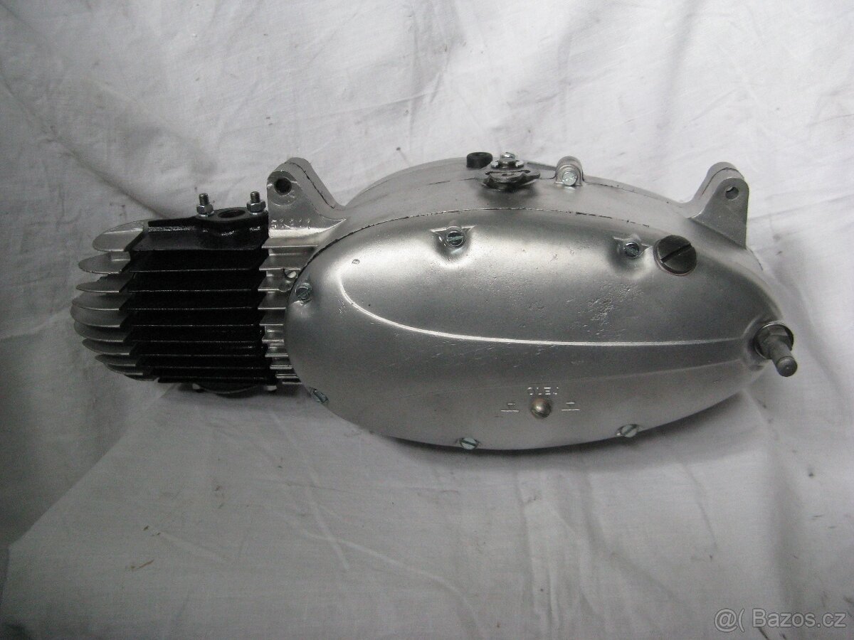 JAWA 550 - 555 motor