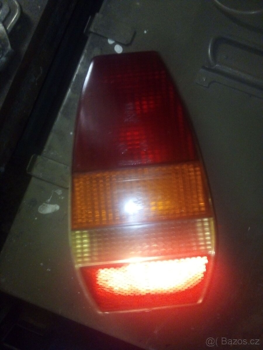 Světla Škoda 120s