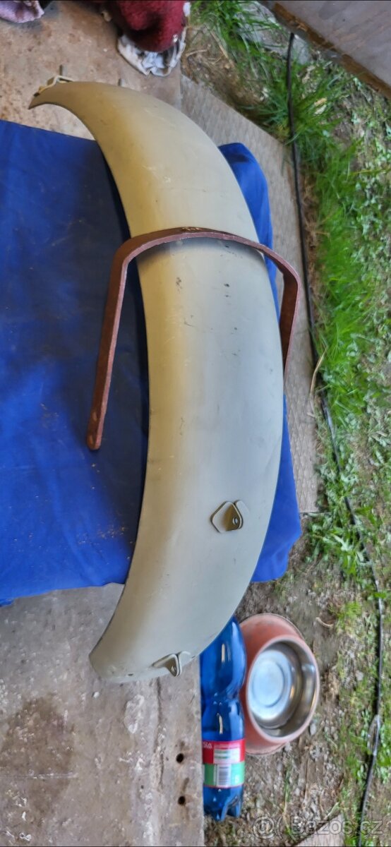 Predni Blatnik bmw r75