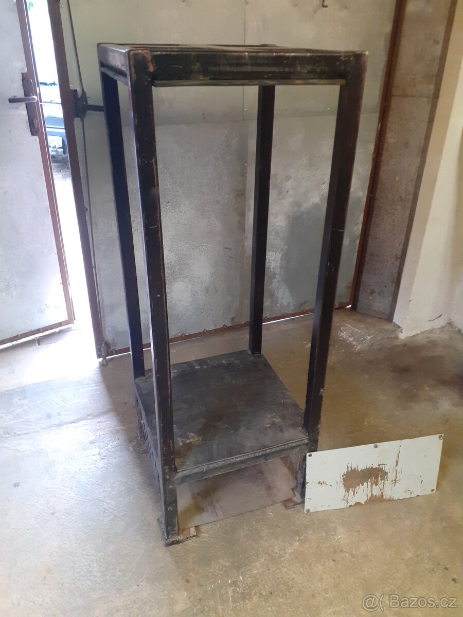 HAMMER BOX