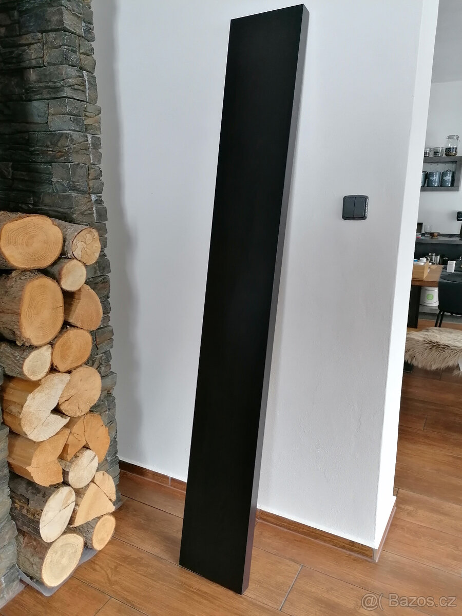 police Lack Ikea, bez kování