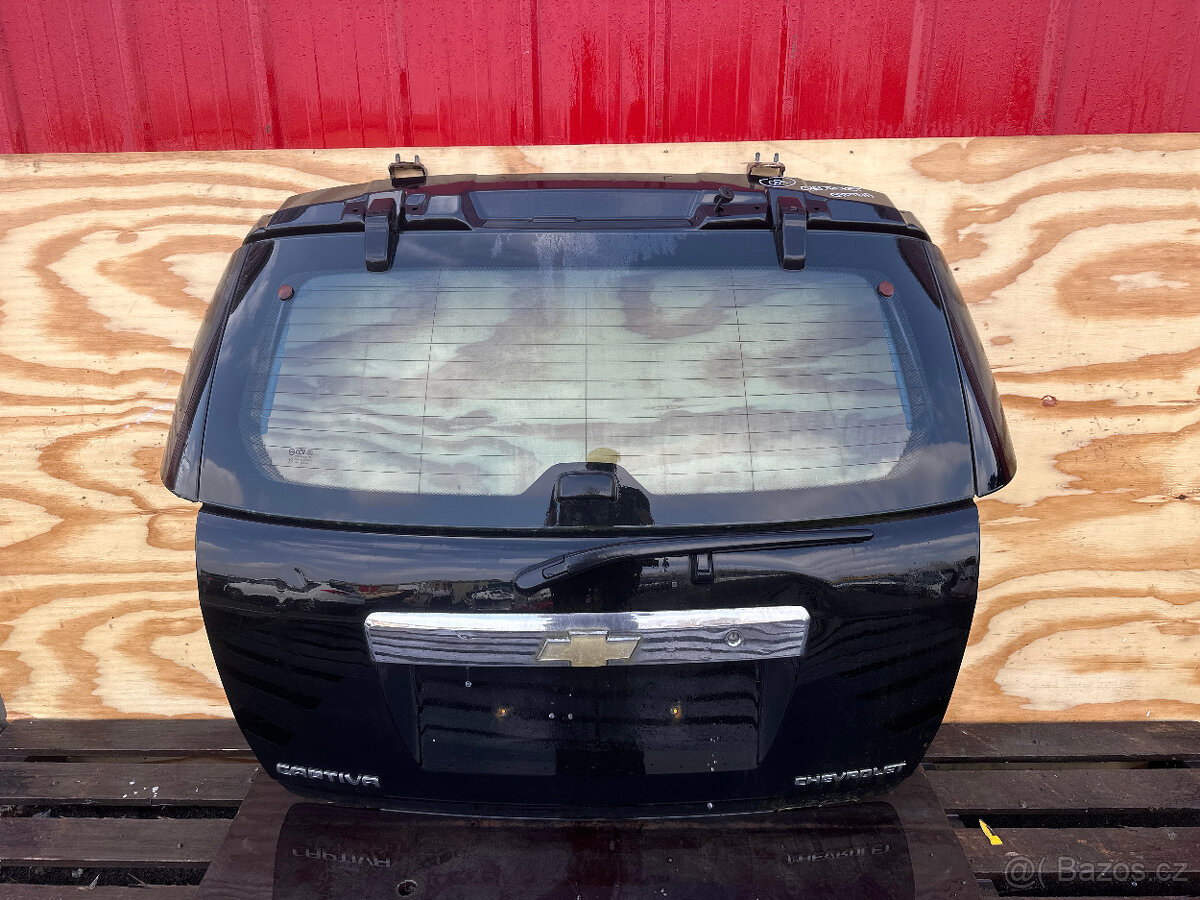 69. PRODÁM PÁTE DVEŘE, ZADNÍ VÍKO CHEVROLET CAPTIVA