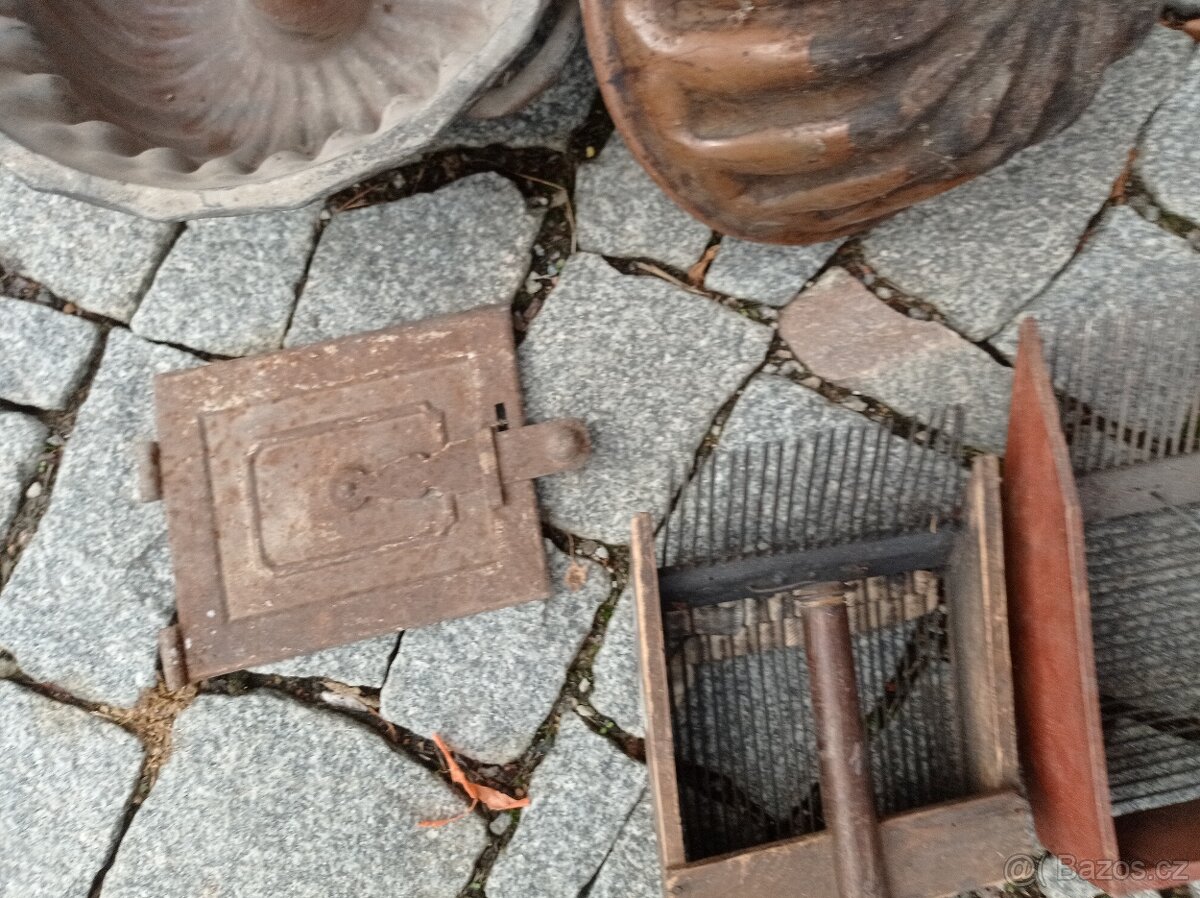 Staré věci z půdy