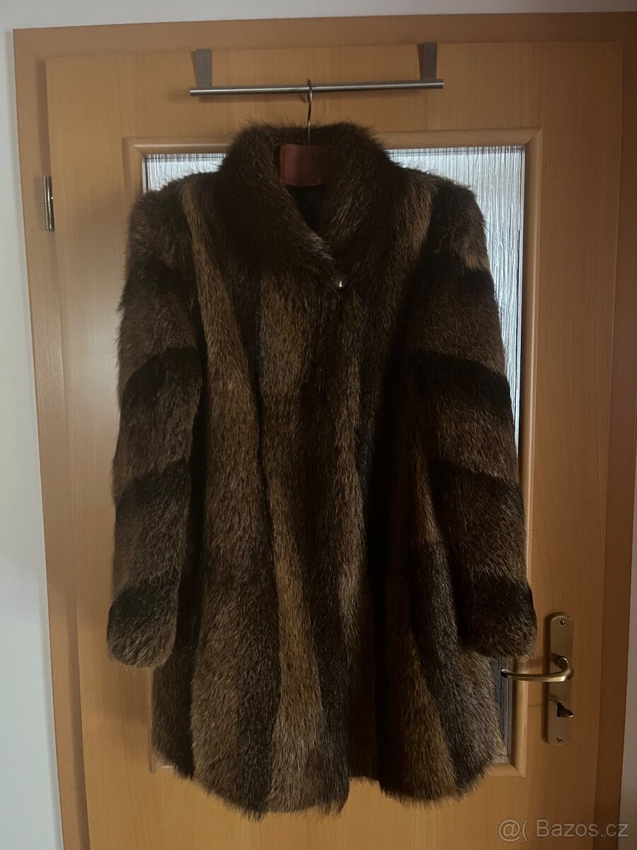 Kožich z pravé nutrie, vel. asi 42/44