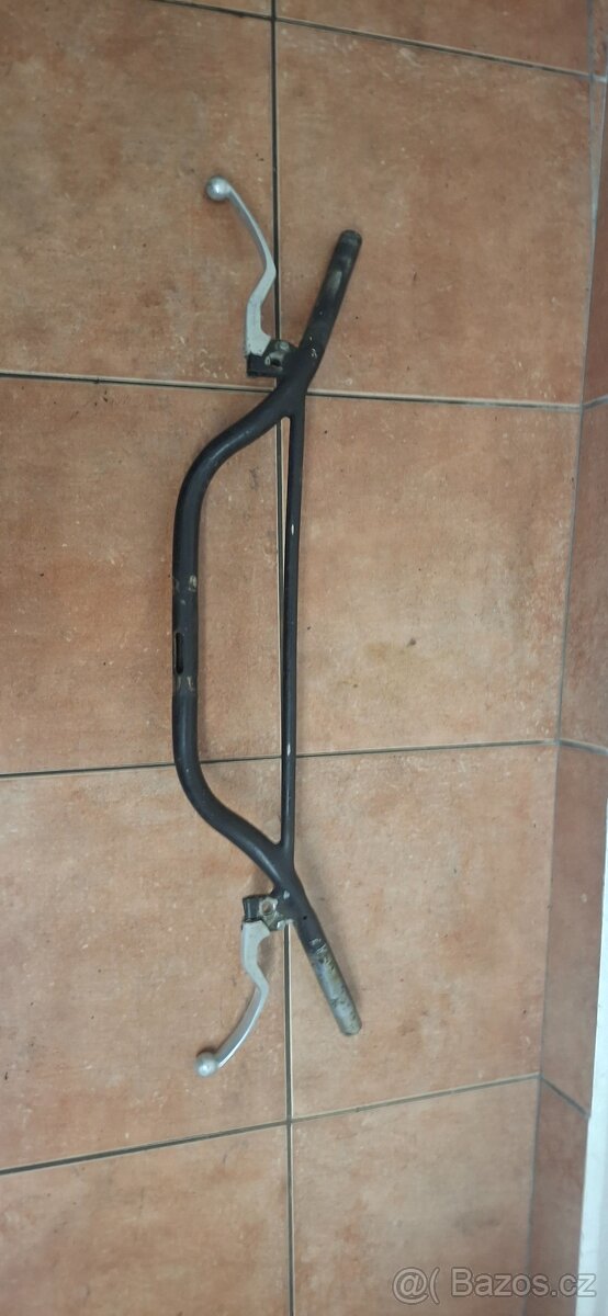 Řídítka s hrazdou