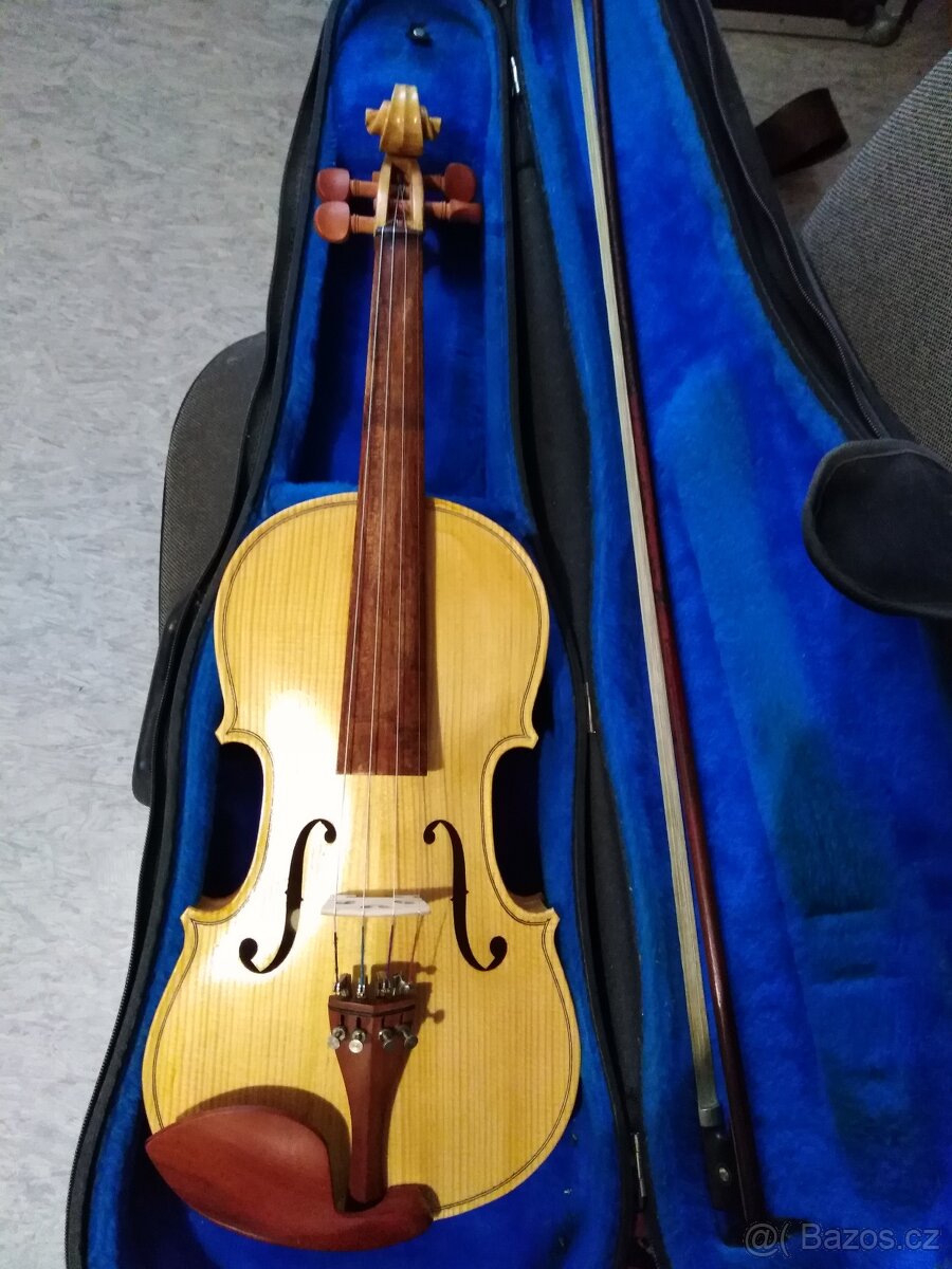 Prodám housle 4/4