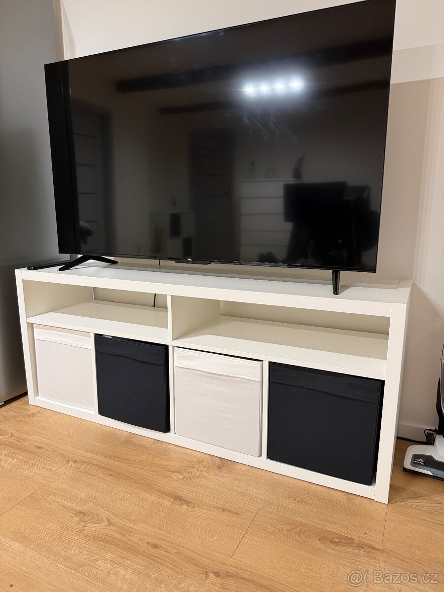 Kallax TV stolek s úložnými díly