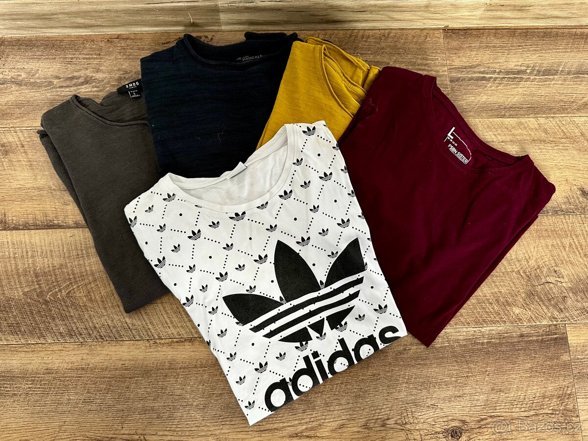 Sada panského oblečení