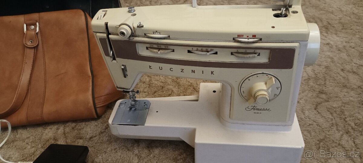 šicí stroj lucznik