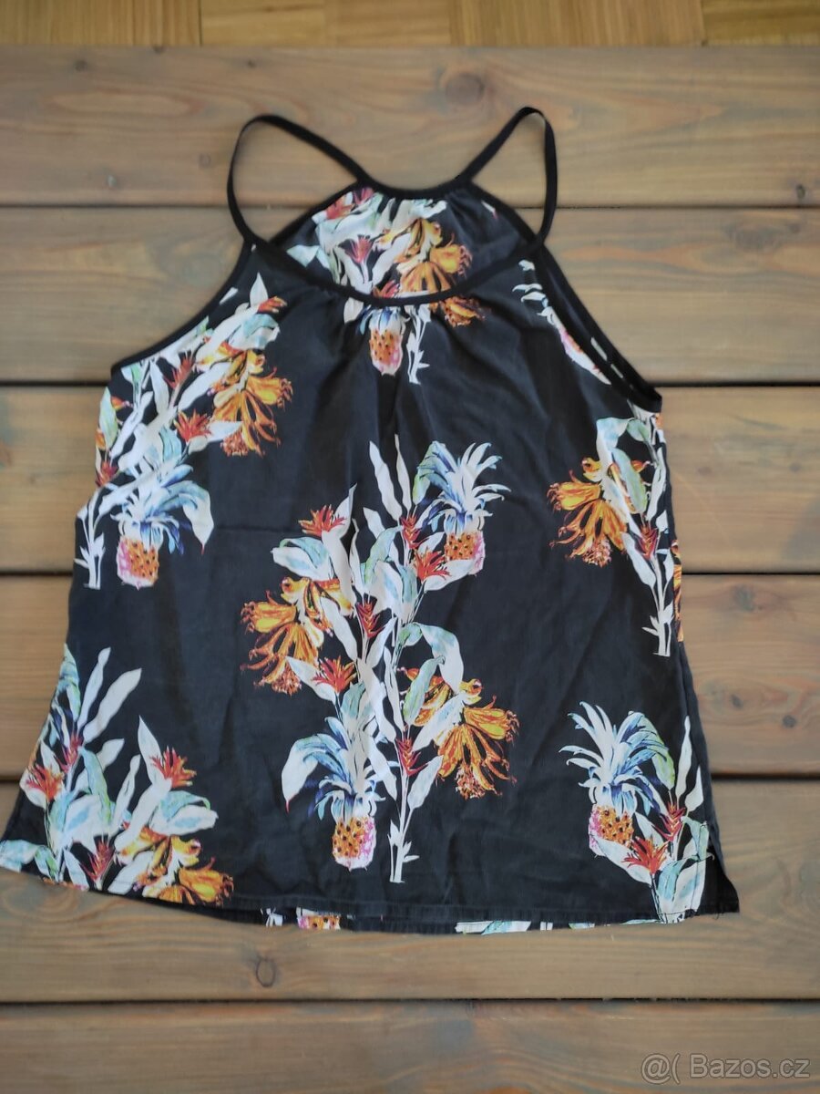 Letní halenka na ramínka