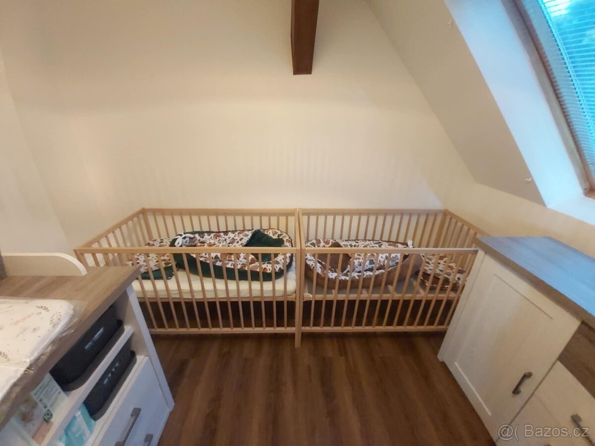 2x Postýlka IKEA včetně příslušenství