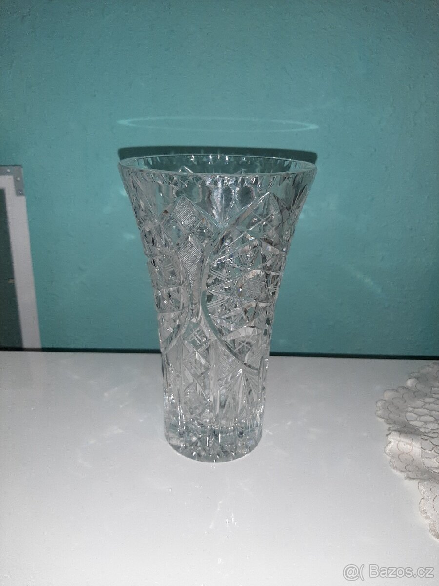 Křišťálová váza