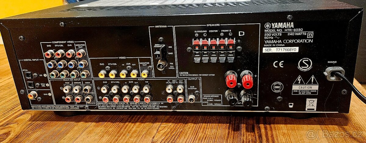 Zesilovač Yamaha HTR-6030