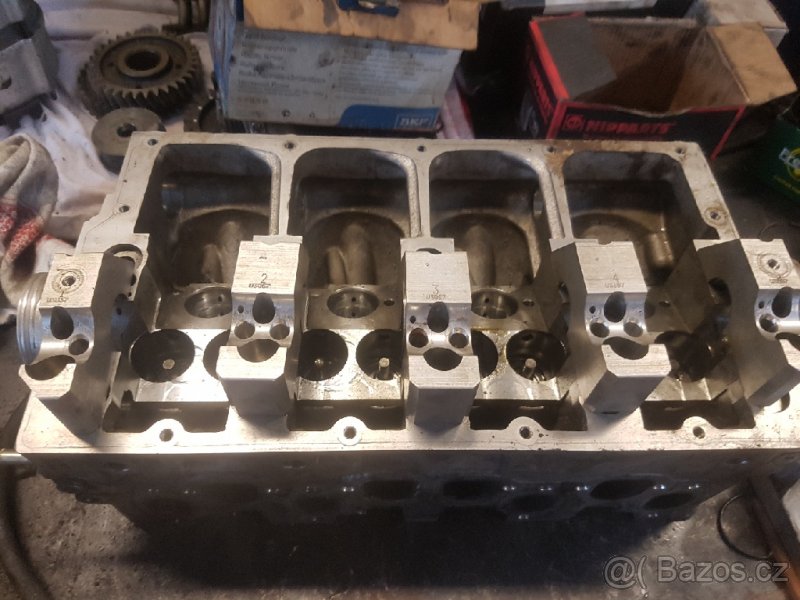 VW 2.0 tdi HLAVA MOTORU BMP