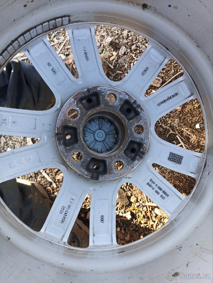 Kola BMW x5
