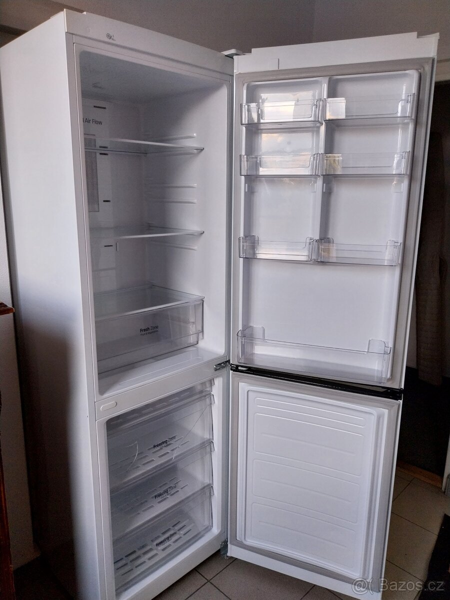 REZERVOVANO Kombinovaná chladnička LG 190 cm No Frost
