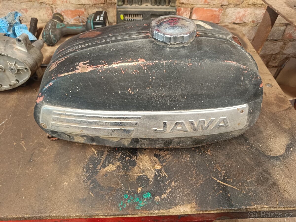 Nádrž Jawa 350