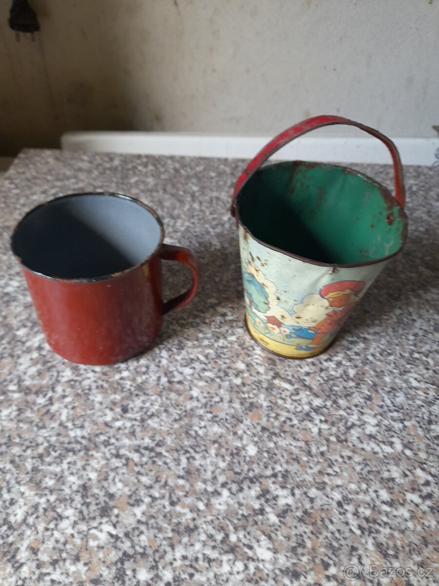 Plechový dětský kýblík