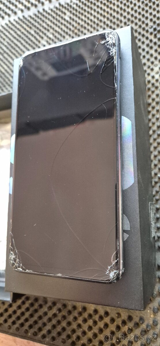 Samsung S10e