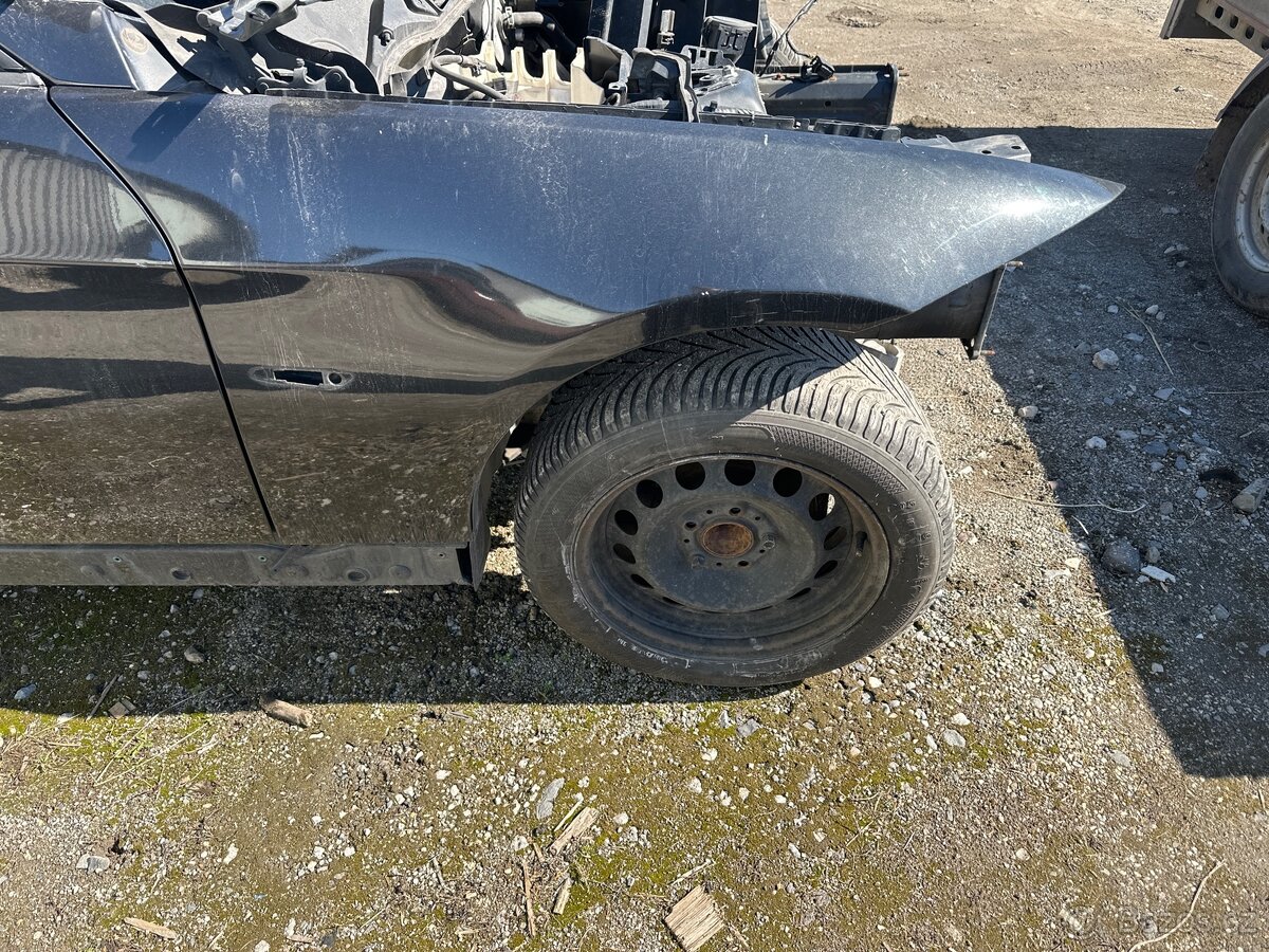 Blatnik pravy e90 e91