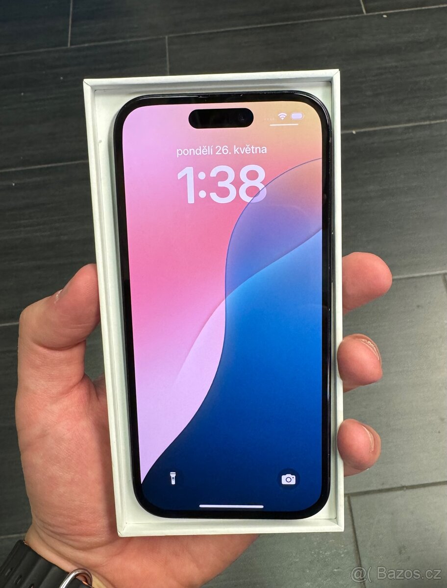 iPhone 15 128gb