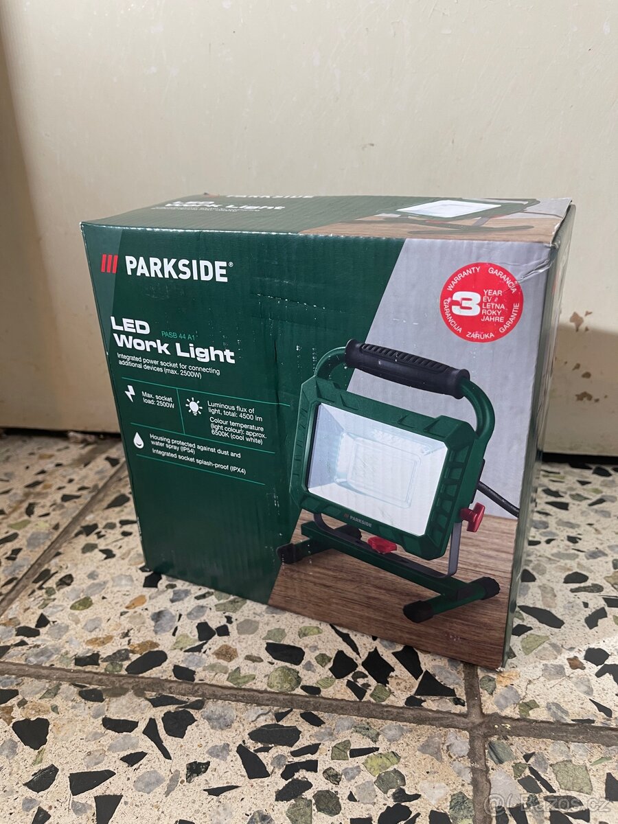 LED reflektor Parkside