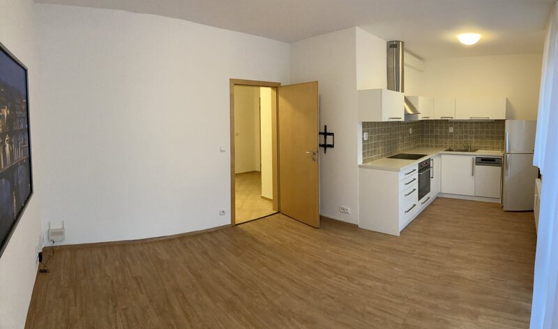 Pronájem 2+kk, terasa, gar. stání,60m2 Pardubice-Trnová