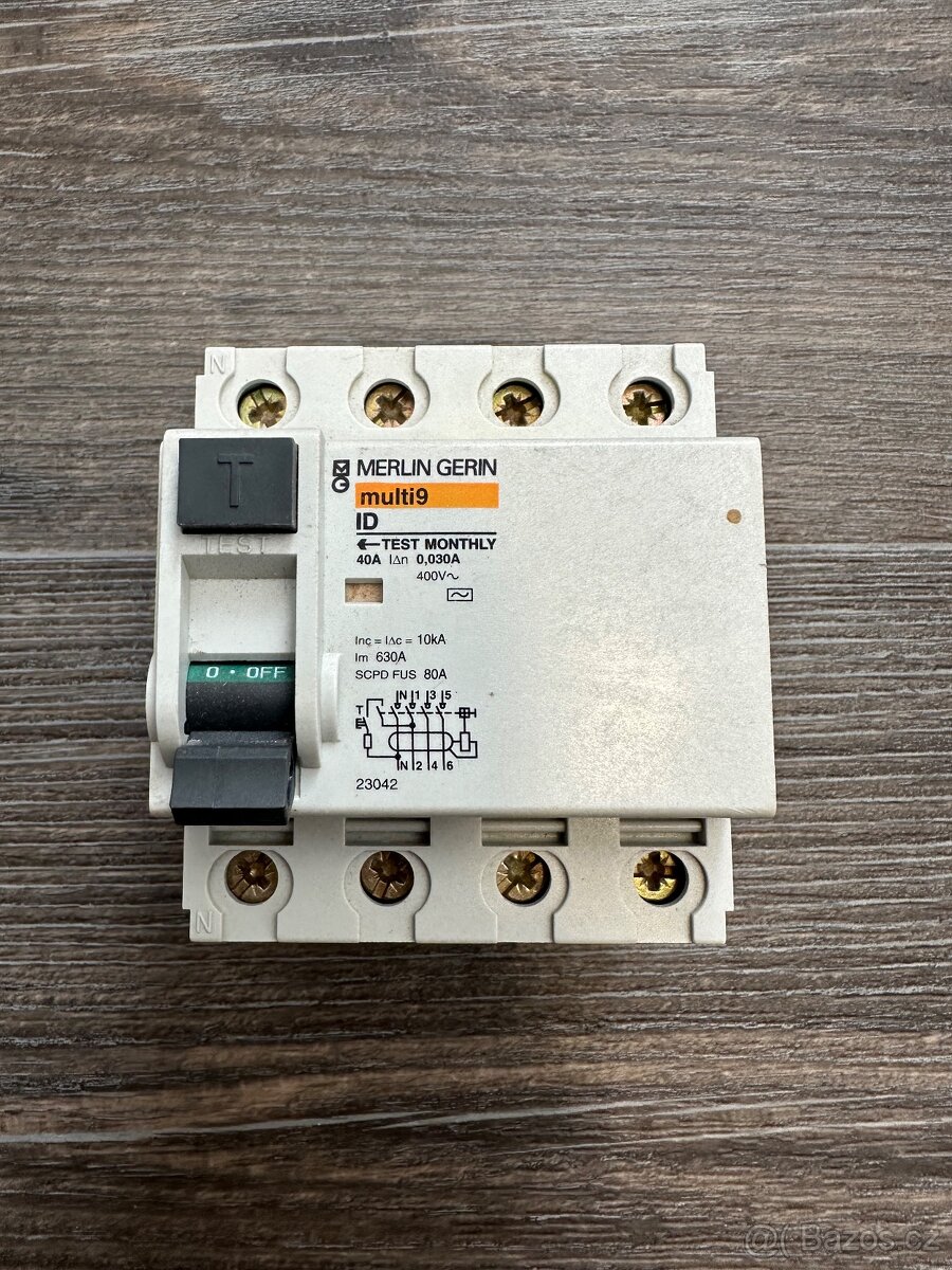 Proudový chránič Merlin Gerin multi9 ID (40A, 30mA) 23042