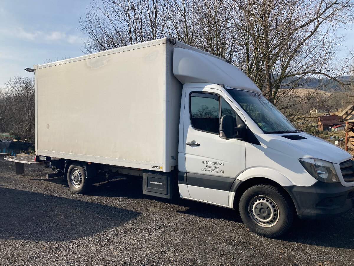 Mercedes Sprinter hydraulické čelo