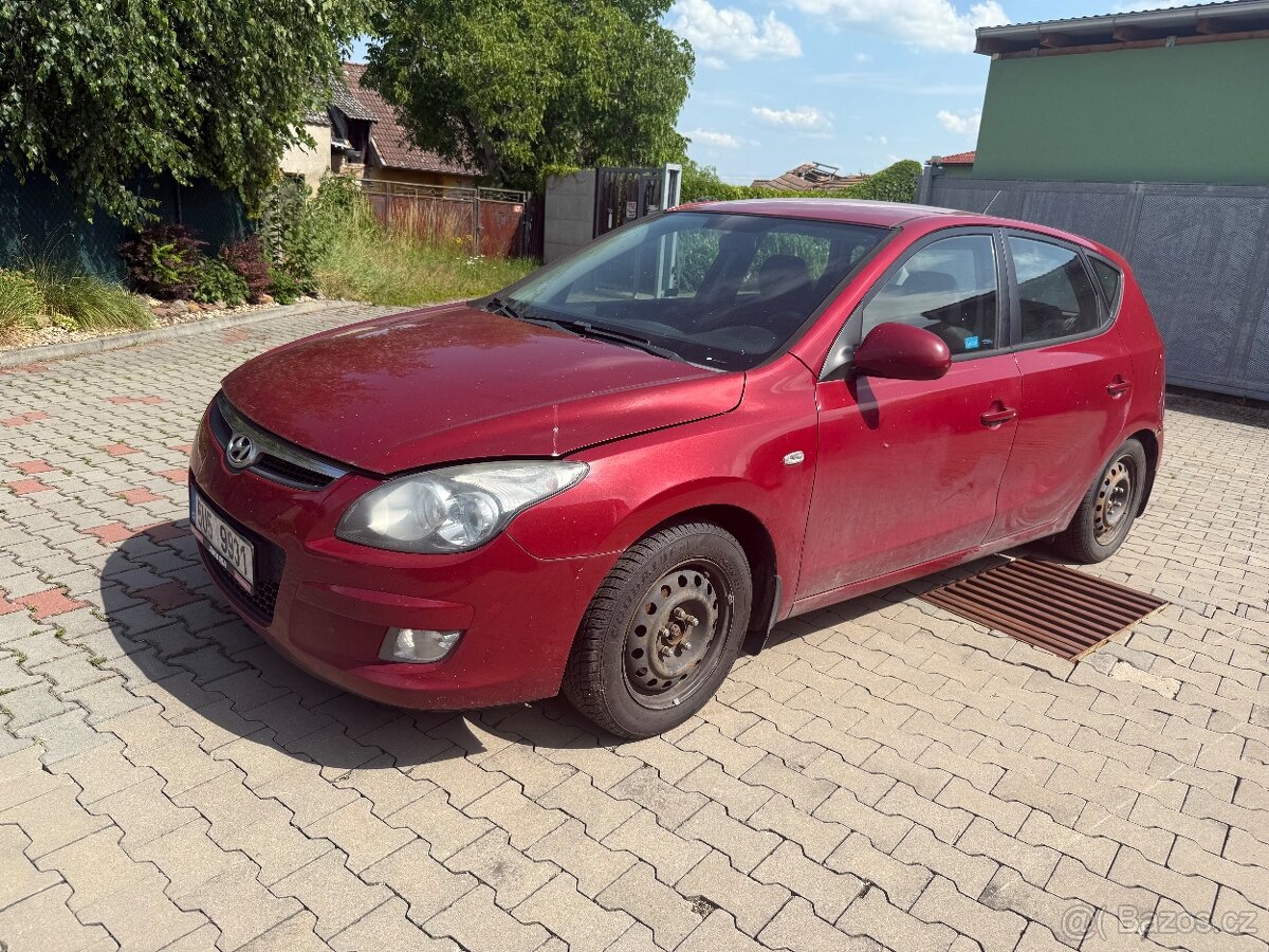 Hyiundai i30 1.4 80kW - r.v. 3/2009 - náhradní díly