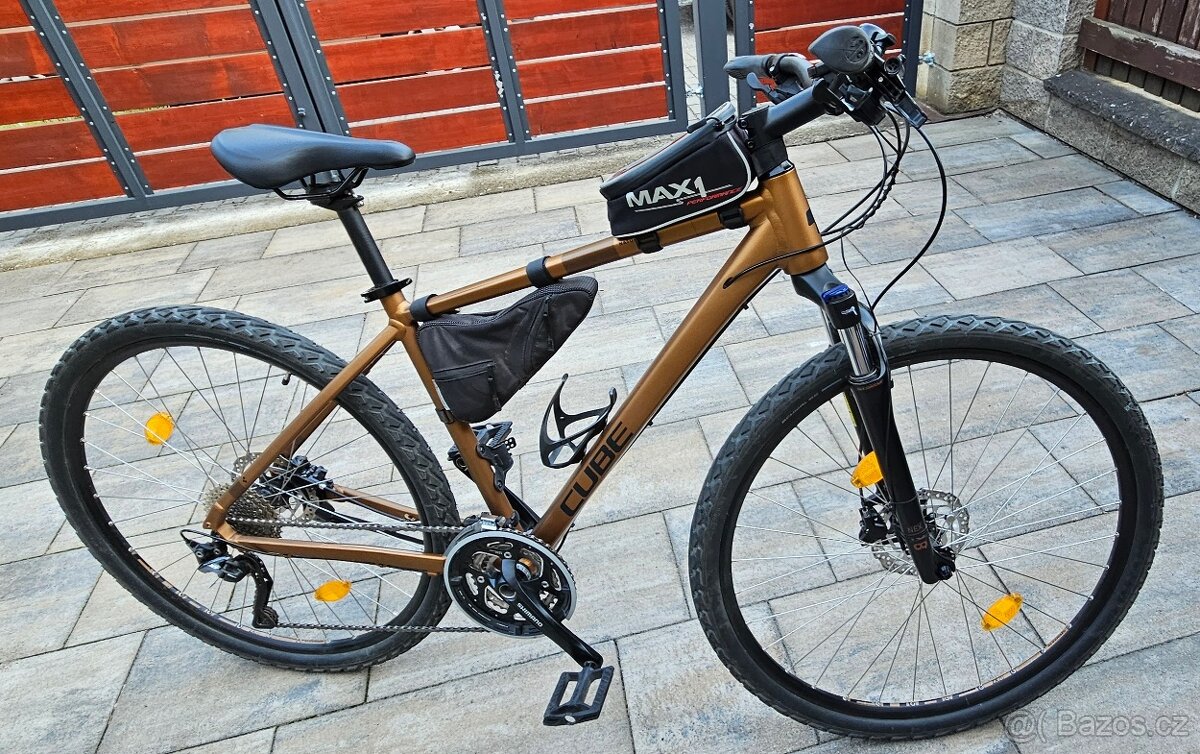 Horské kolo CUBE NATURE PRO