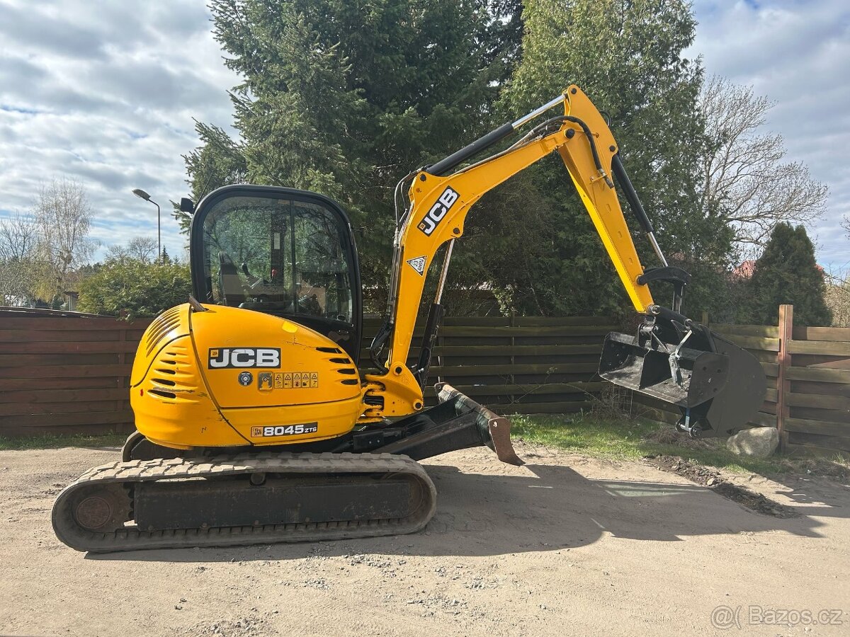 Jcb 8045 Minibagr 4750kg rok 2013