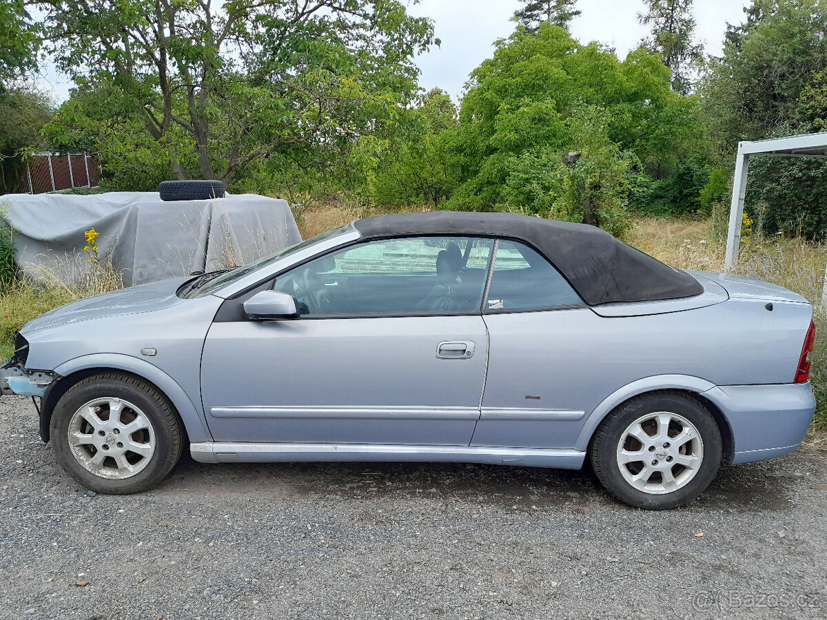 Opel Astra G cabrio 1.6i 16V