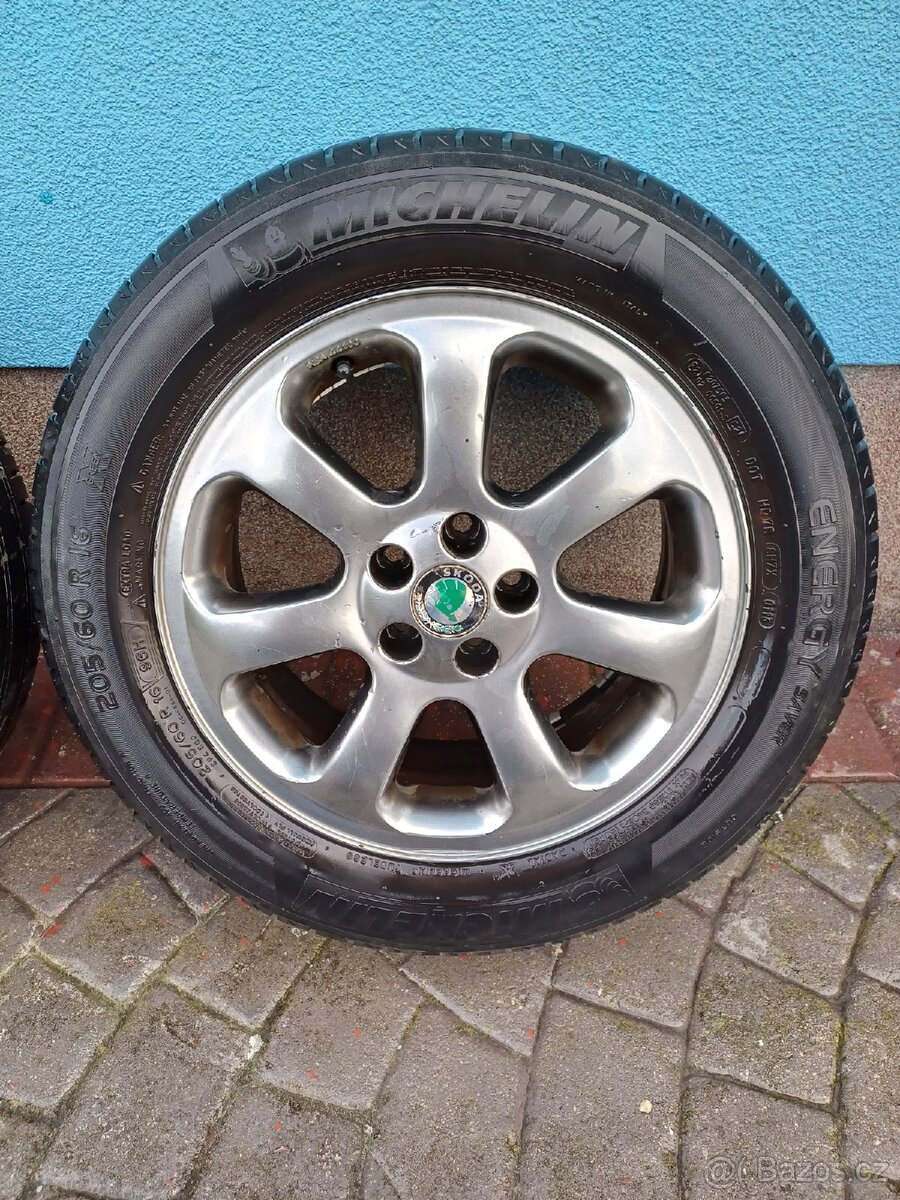 Alu 16 5×100