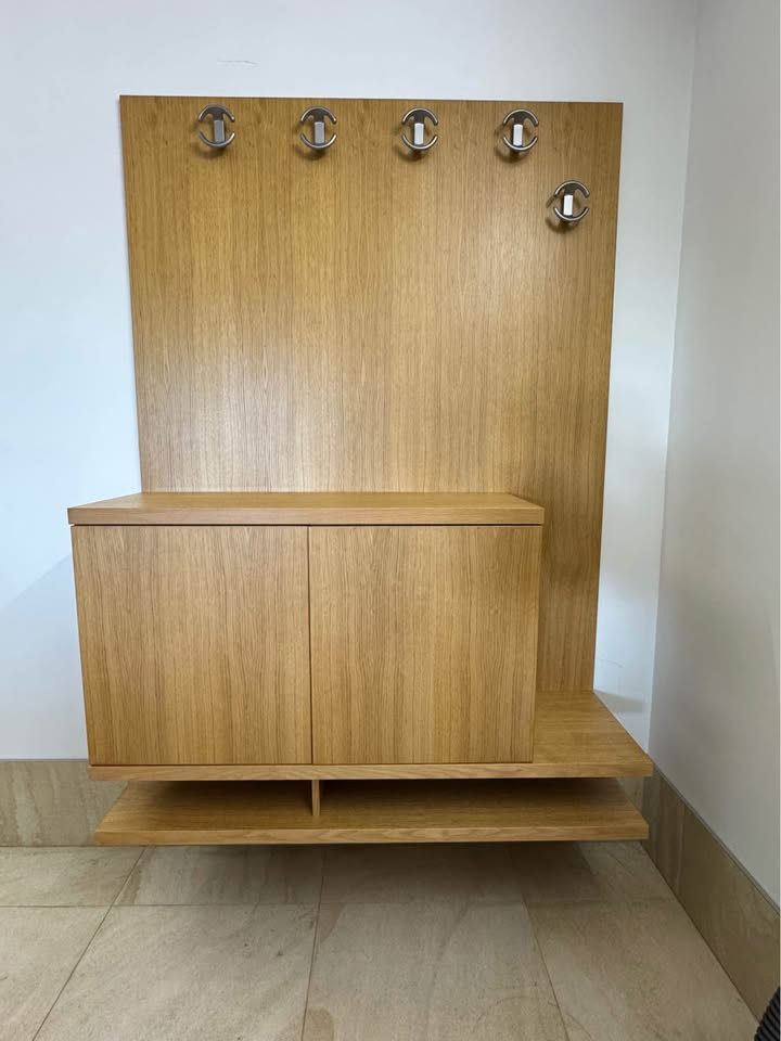 Předsíňová stěna dub