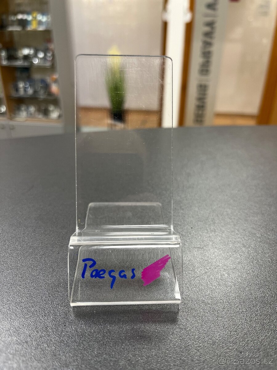 Stojánek na mobil Paegas