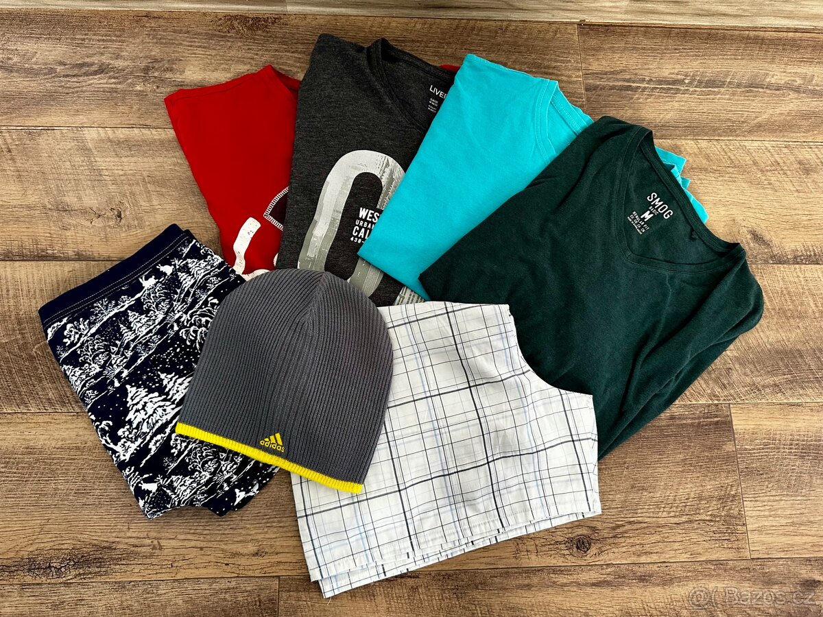 Sada panského oblečení