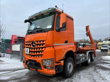 Mercedes-Benz Arocs 2548 řetězový kontejner Meiller