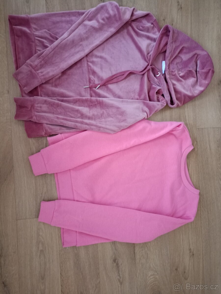 Růžové mikiny